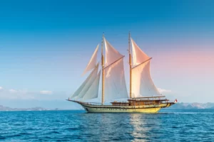 Lamima Phinisi Yacht