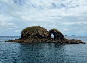 Batu Bolong komodo island