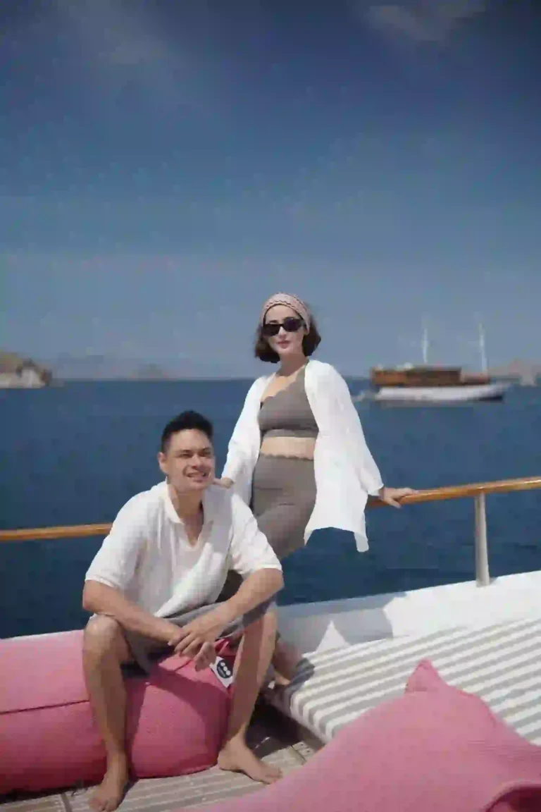 Eva Anindita & Reza Zachrie