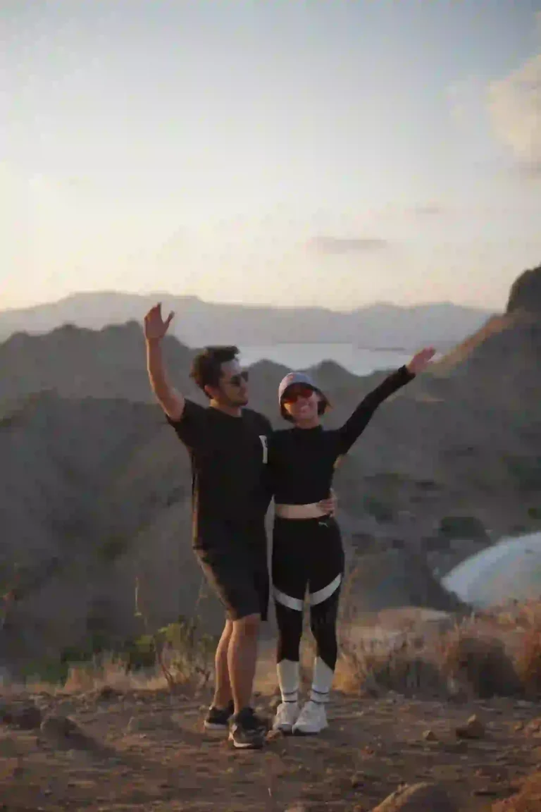 Mezty Mez & Gerald Yohanes