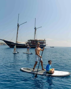 Diving vs Sightseeing on komodo island